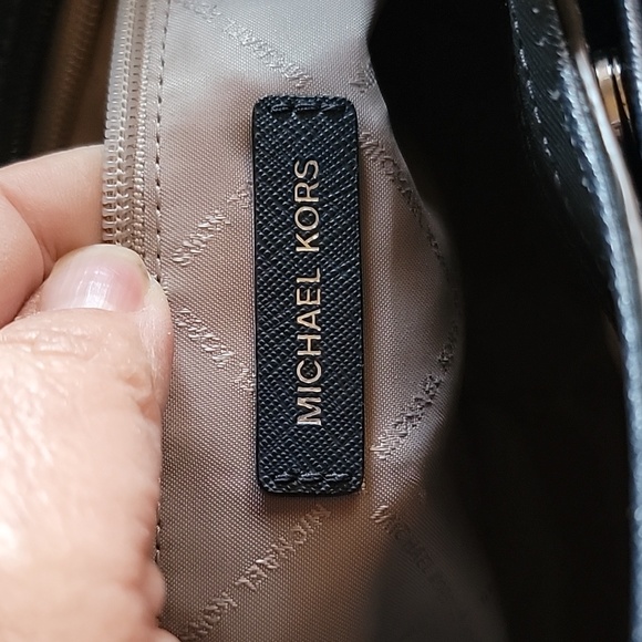 MICHAEL KORS Jet Set Large Saffiano Leather Shoulder Bag Navy Blue NWOT - Picture 15 of 16